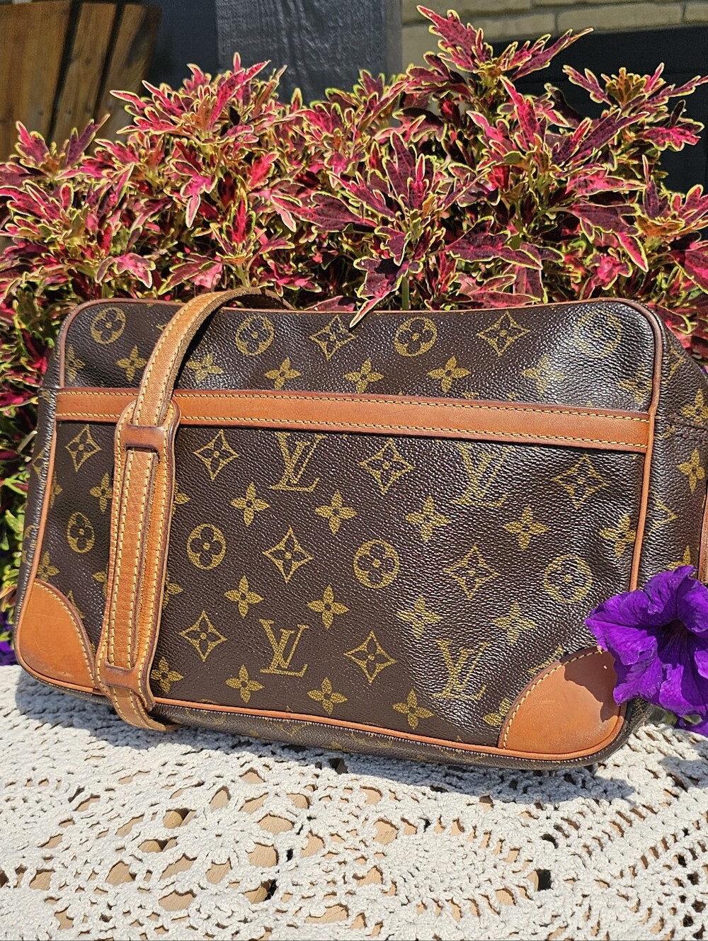 Louis Vuitton Momagram Trocadéro 30